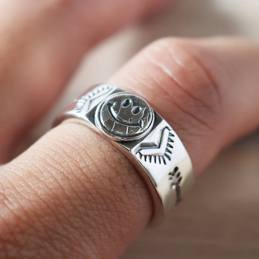 NORTH WORKS x BARNS OUTFITTERS Smile C-type ring