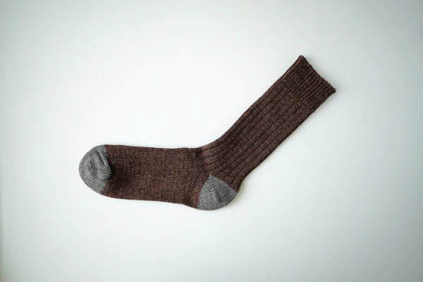 NISHIGUCHI KUTSUSHITA Recycle Cotton Ribbed Socks / Brown