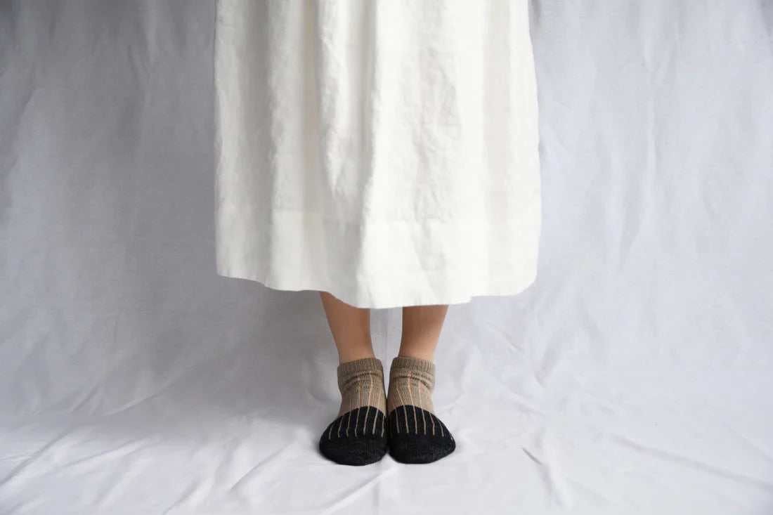 NISHIGUCHI KUTSUSHITA Linen Cotton Anklet / Charcoal